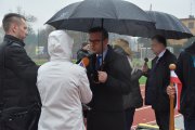 K. Kosiński i A. Struzik udzielają wywiadów przedstawicielom mediów
