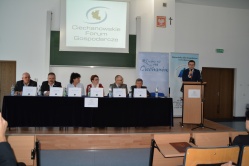 I Ciechanowskie Forum Gospodarcze: współpraca i 