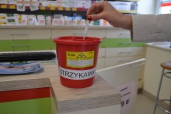 W ciechanowskich aptekach pojawiły się pojemniki