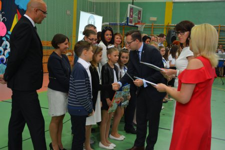 Zakończenie roku szkolnego, prezydent nagrodził 