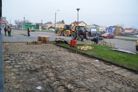Modernizacja parkingu przed „blaszakiem”