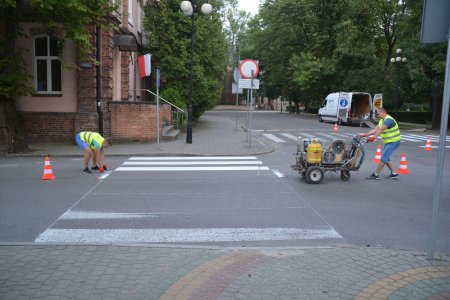 Malowanie przejść dla pieszych