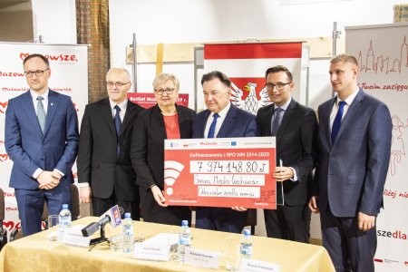 8 mln zł na OZE: podpisana umowa z marszałkiem w