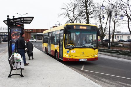 Zmiany w rozkładzie jazdy autobusów linii 0 i 5