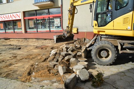 Rozpoczęła się modernizacja terenu za Rossmanne