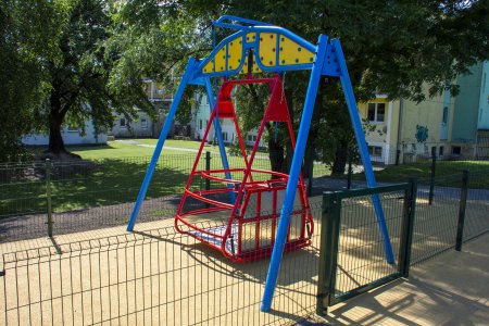 Urządzenia integracyjne na placach zabaw