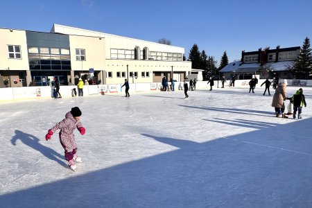 „Bezpieczne Ferie 2026” – zimowy poradnik