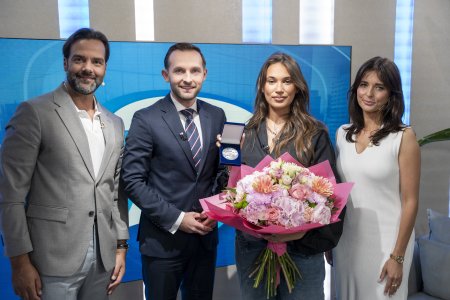Alicja Szemplińska z ciechanowskim medalem